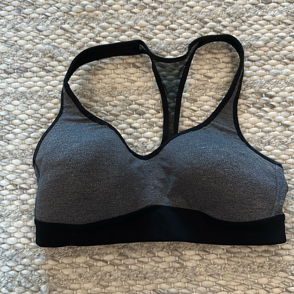 Lululemon sport bra